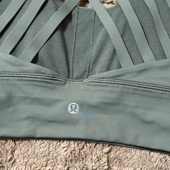 Like New Lululemon Free To Be Moved Bra Grey Sage A/B Cup Activewear 10 - Picture 5 of 8